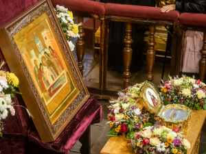 В Свято-Успенский кафедральный собор привезли мощи преподобного Сергия Радонежского